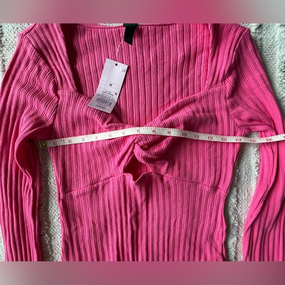 WILD FABLE PINK Ribbed Long Sleeve Bodysuit- Size M - Picture 4 of 4